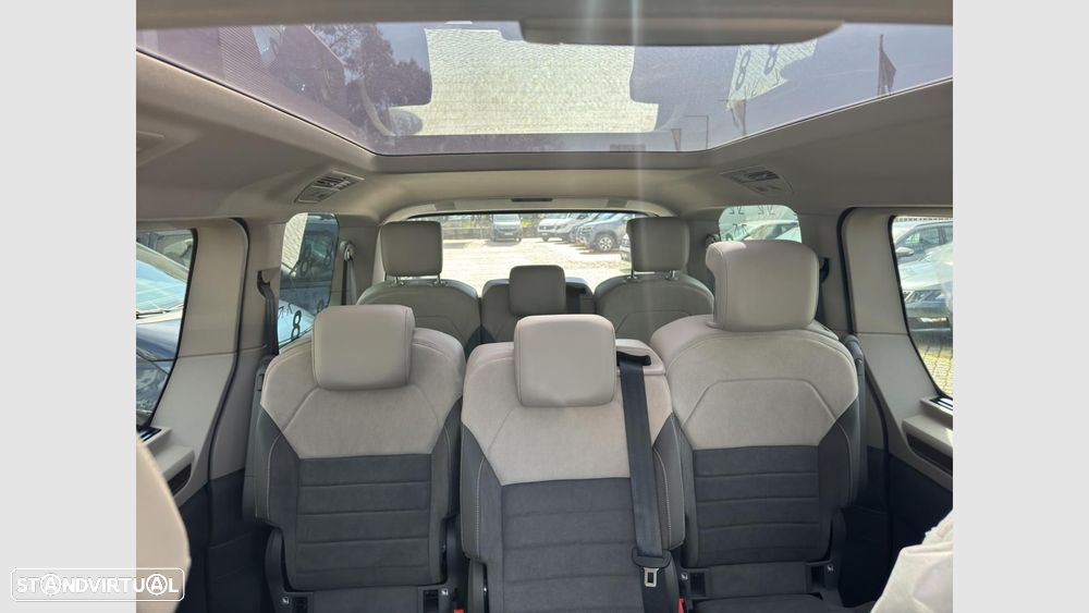 VW Multivan 2.0 TDI Style Longa DSG - 17