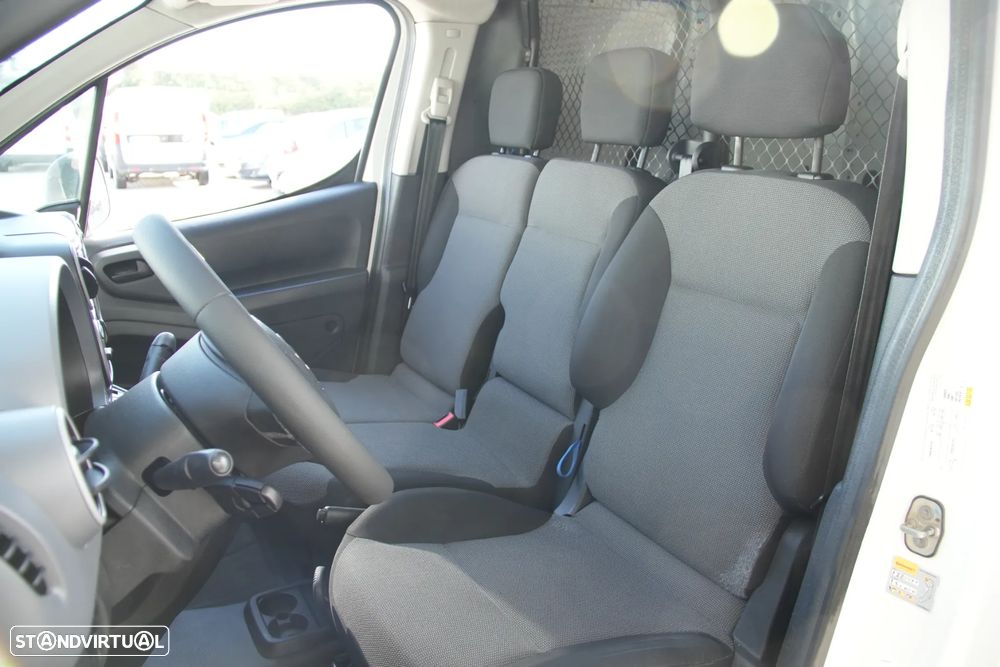 Citroën Berlingo Maxi Longa 1.6HDI 120cv 3Lugares - 10