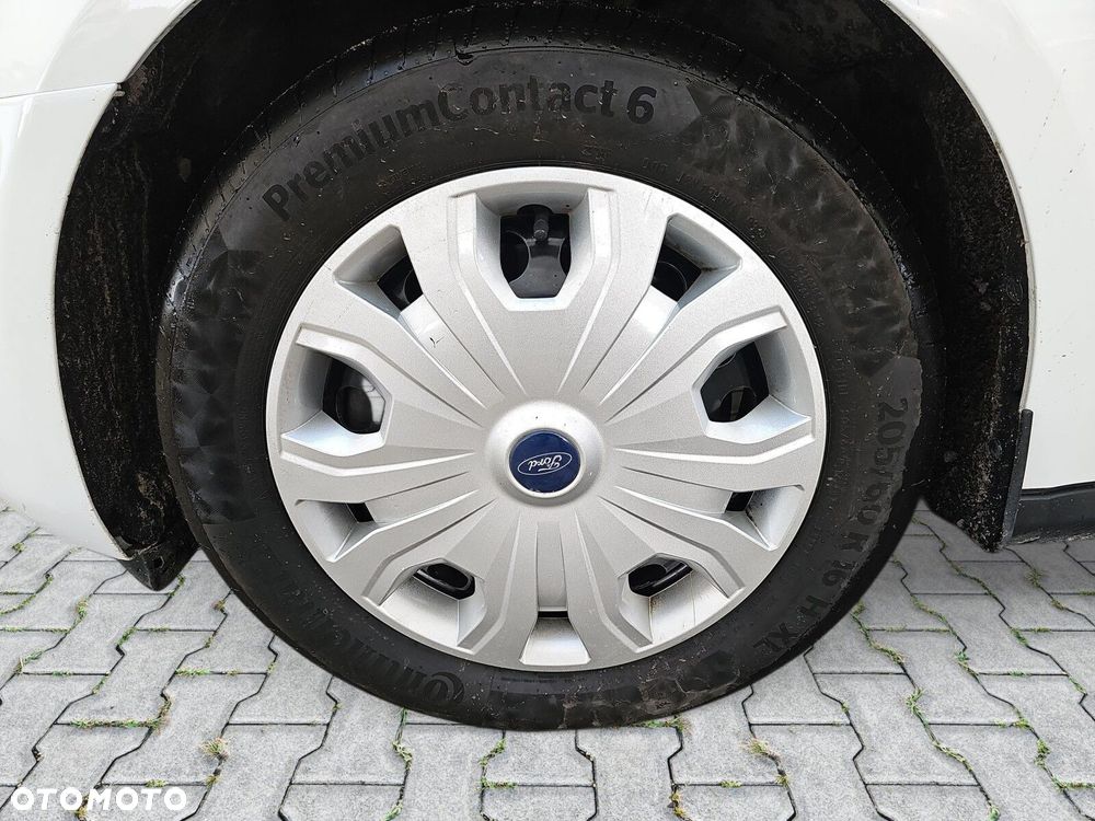 Ford Transit Connect - 10