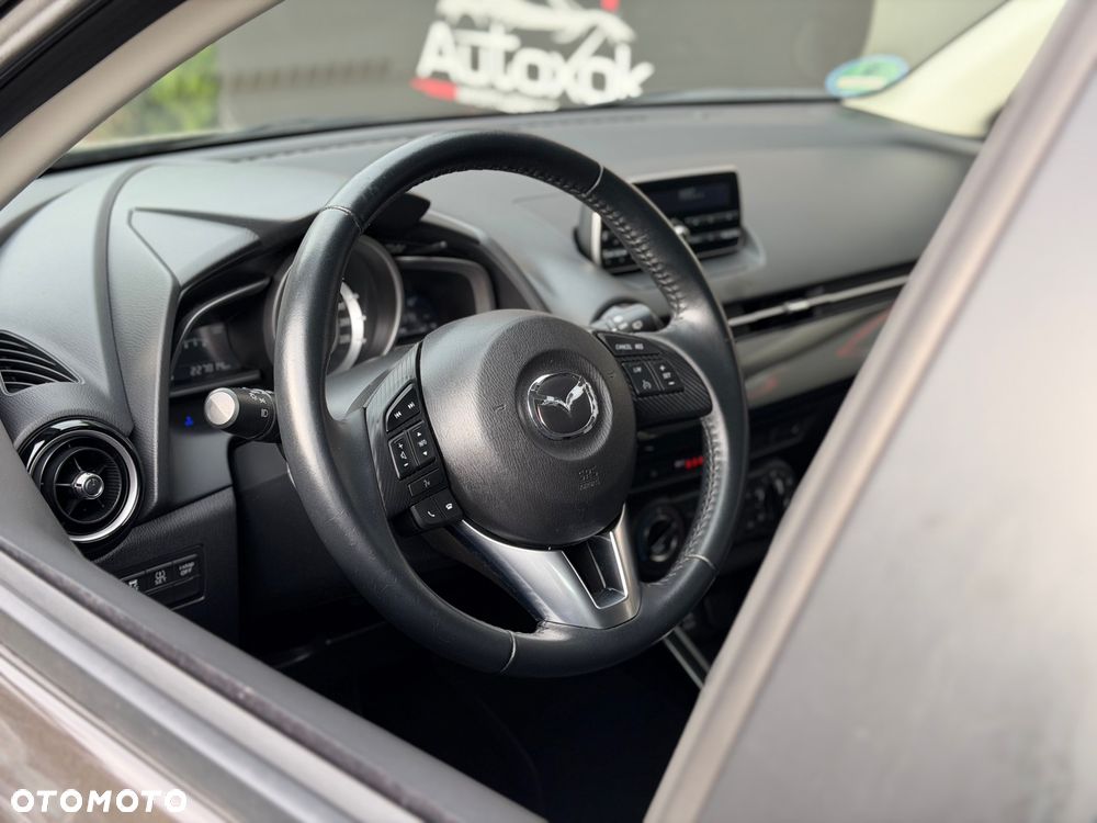 Mazda 2 - 16