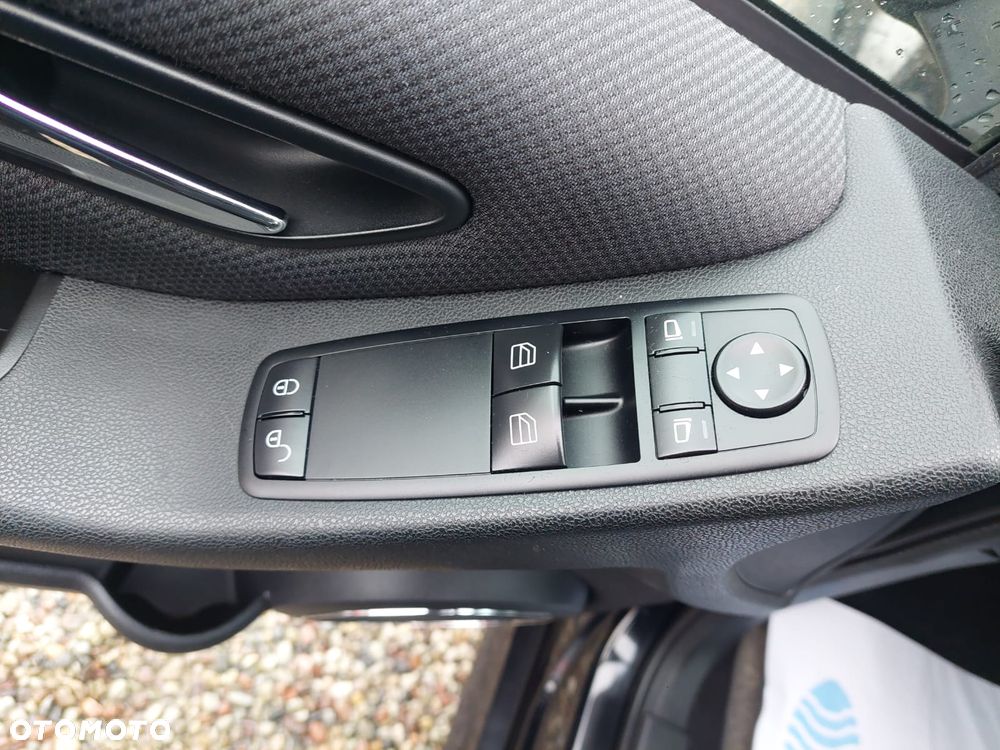 Mercedes-Benz Klasa B 180 Autotronic - 10