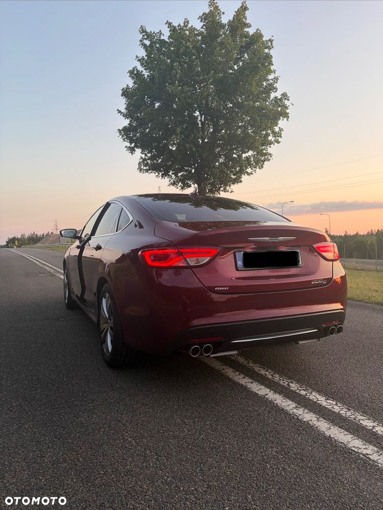 Chrysler 200 - 4