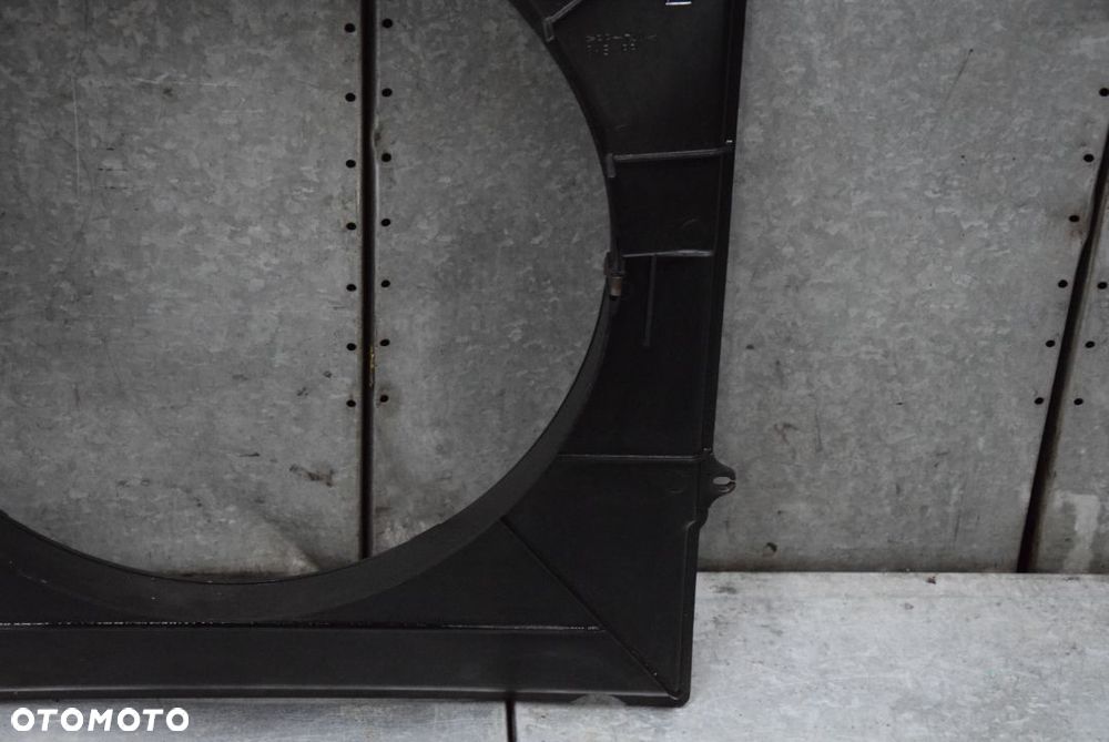 TOYOTA 4 RUNNER OSŁONA WENTYLATORA - 9