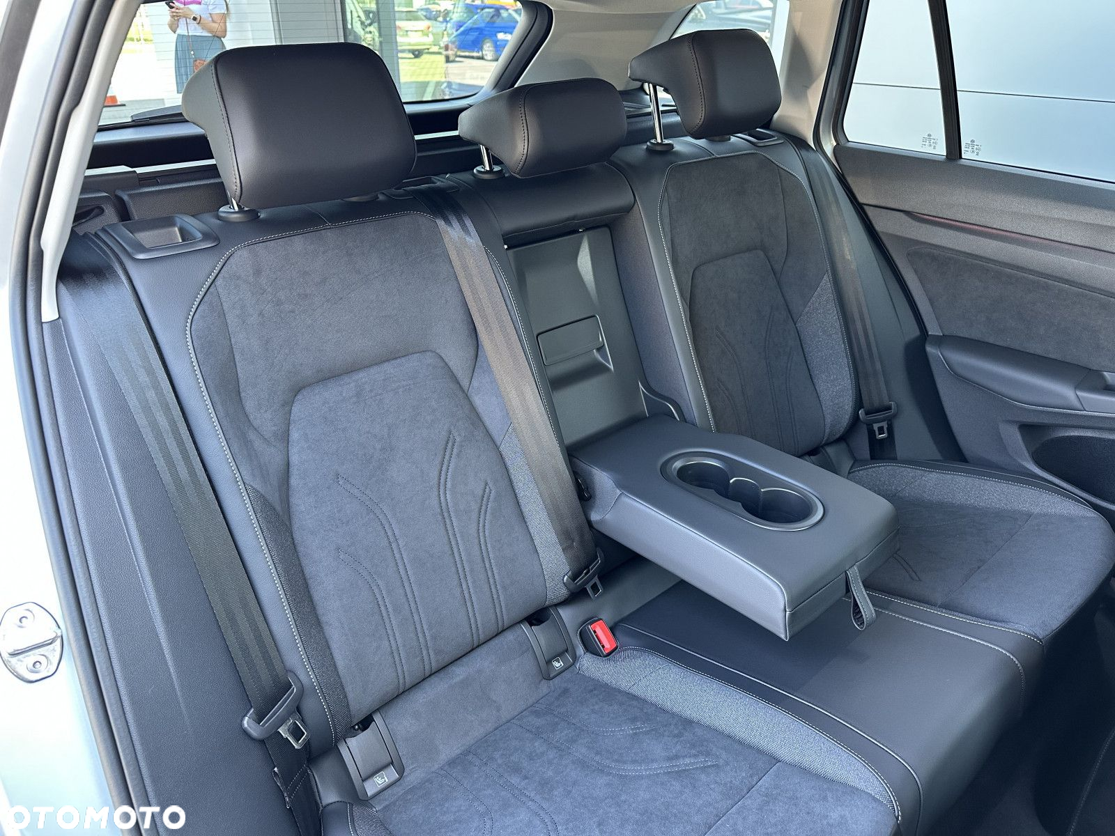 Volkswagen Golf - 17