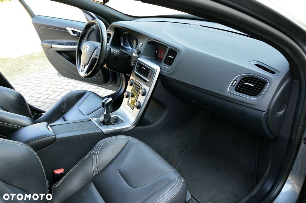 Volvo V60 - 27