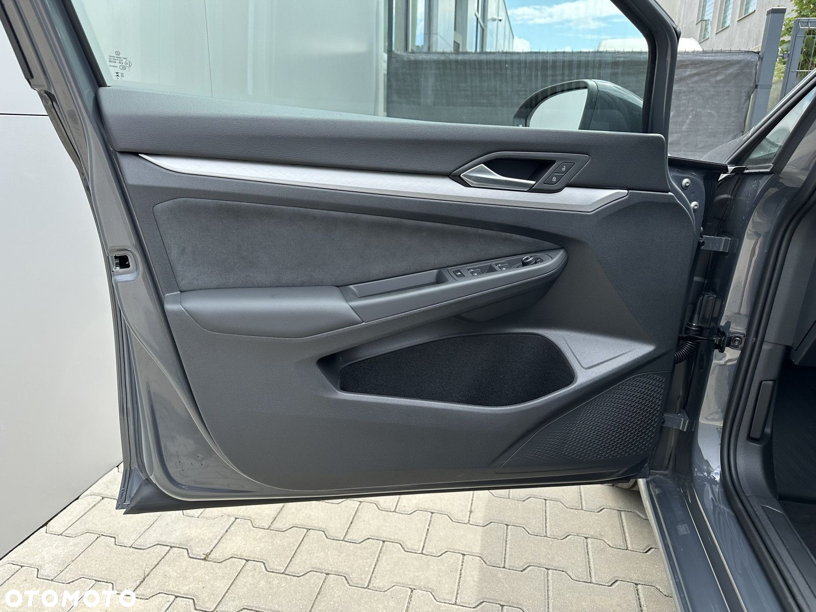 Volkswagen Golf - 10
