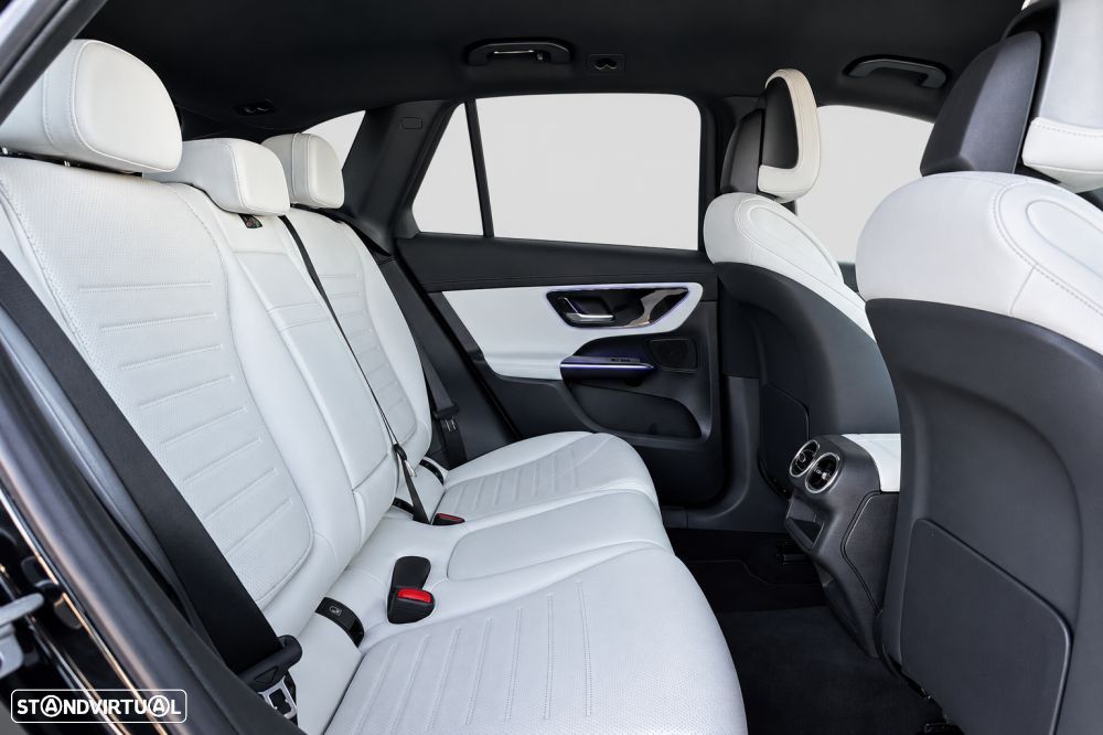 Mercedes-Benz GLC 300 de 4Matic 9G-TRONIC AMG Line Advanced - 27