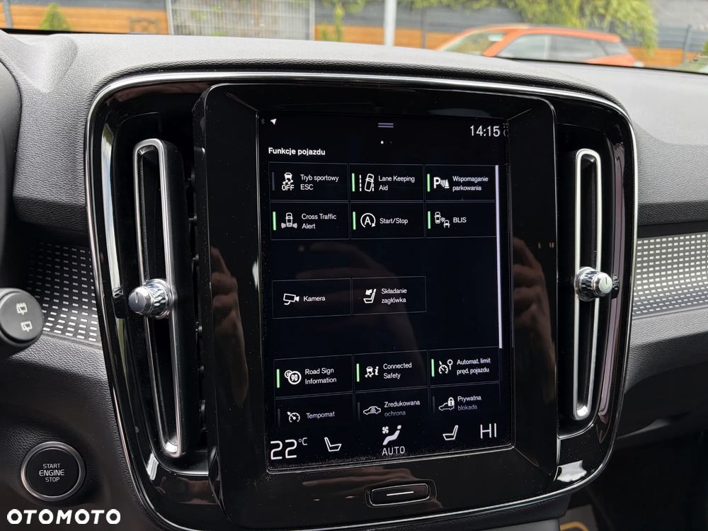 Volvo XC 40 D4 SCR AWD R-Design - 29
