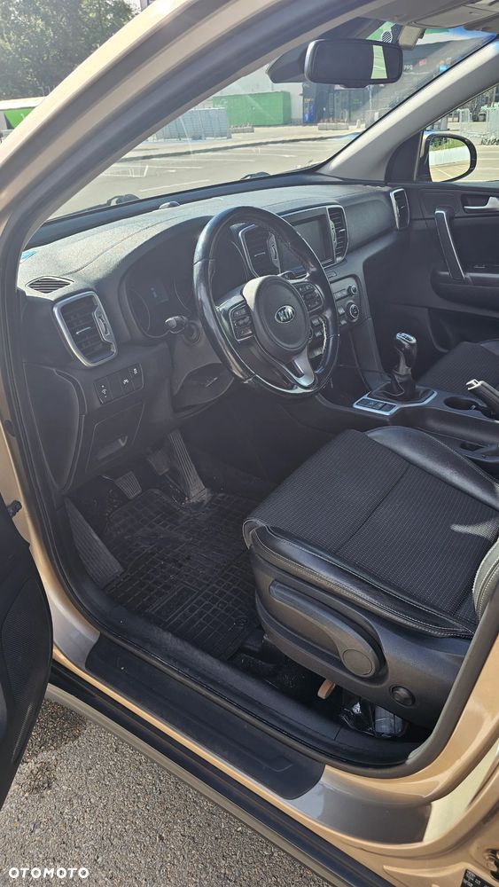 Kia Sportage 1.6 GDI L 2WD - 11