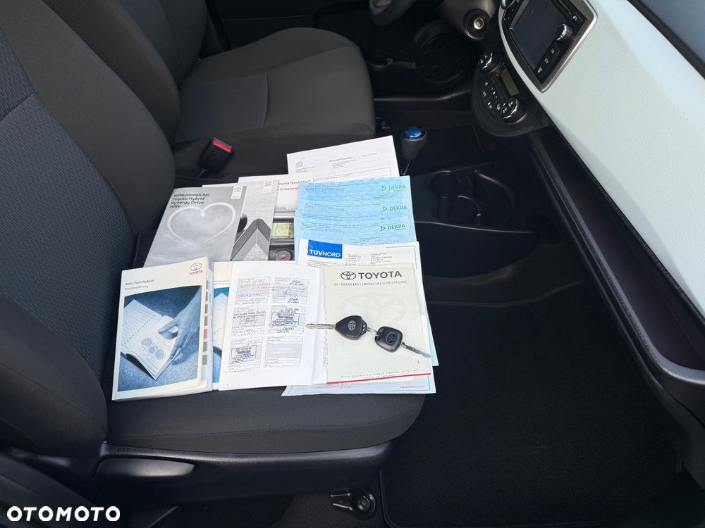 Toyota Yaris 1.5 VVT-i Launch Edition - 8