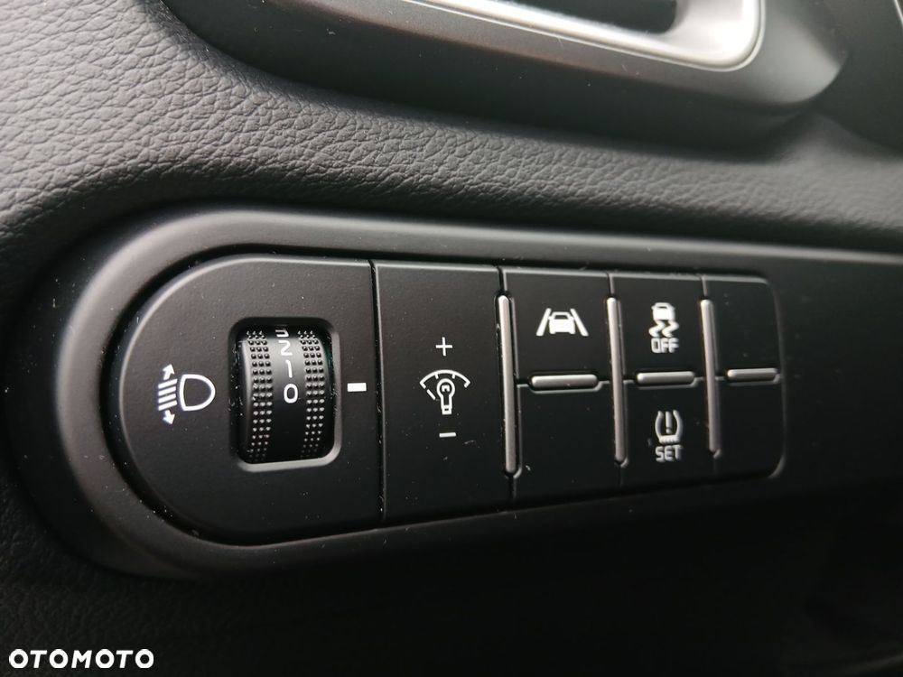 Kia XCeed 1.6 T-GDI M DCT - 36