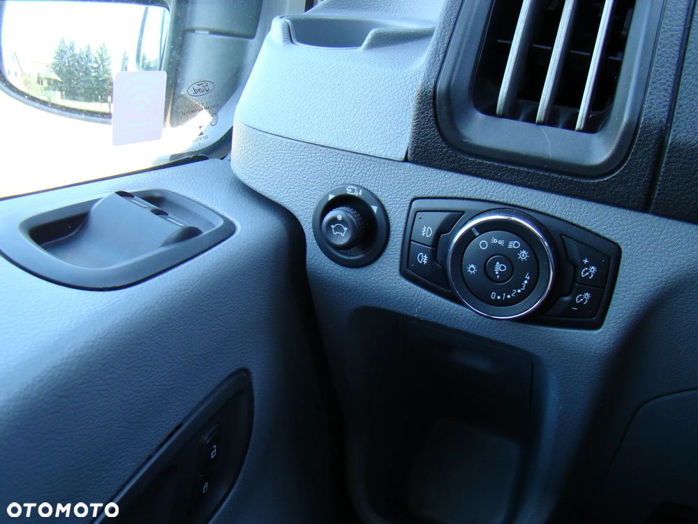 Ford Transit L2H3 VA Autm Trend - 28
