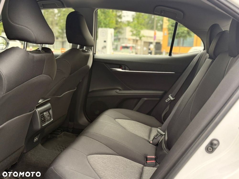 Toyota Camry 2.5 Hybrid Comfort CVT - 7