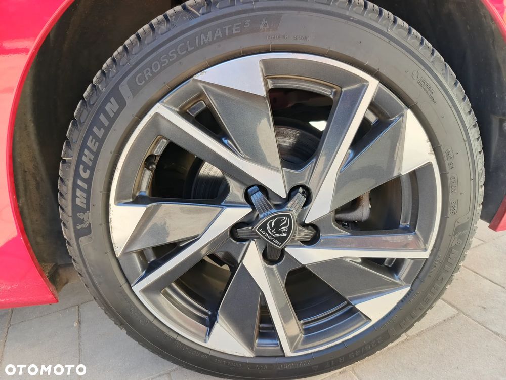 Peugeot 308 1.2 PureTech Allure Pack S&S - 30