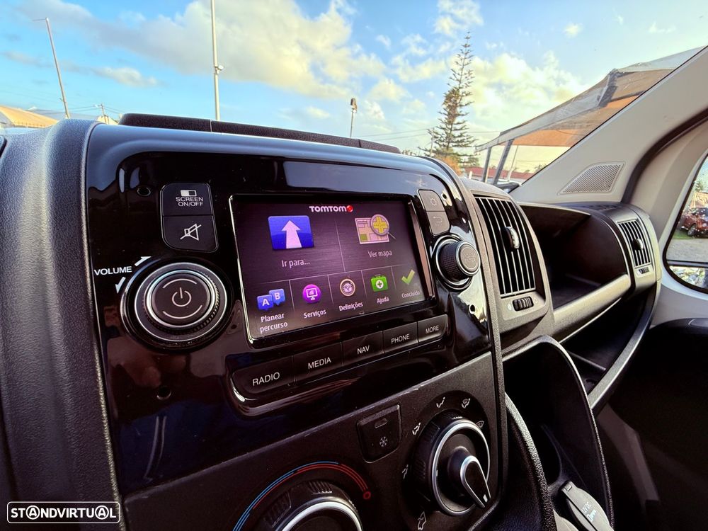 Peugeot Boxer 335 L2H1 BLUEHDI S&S ASPHALT - 18