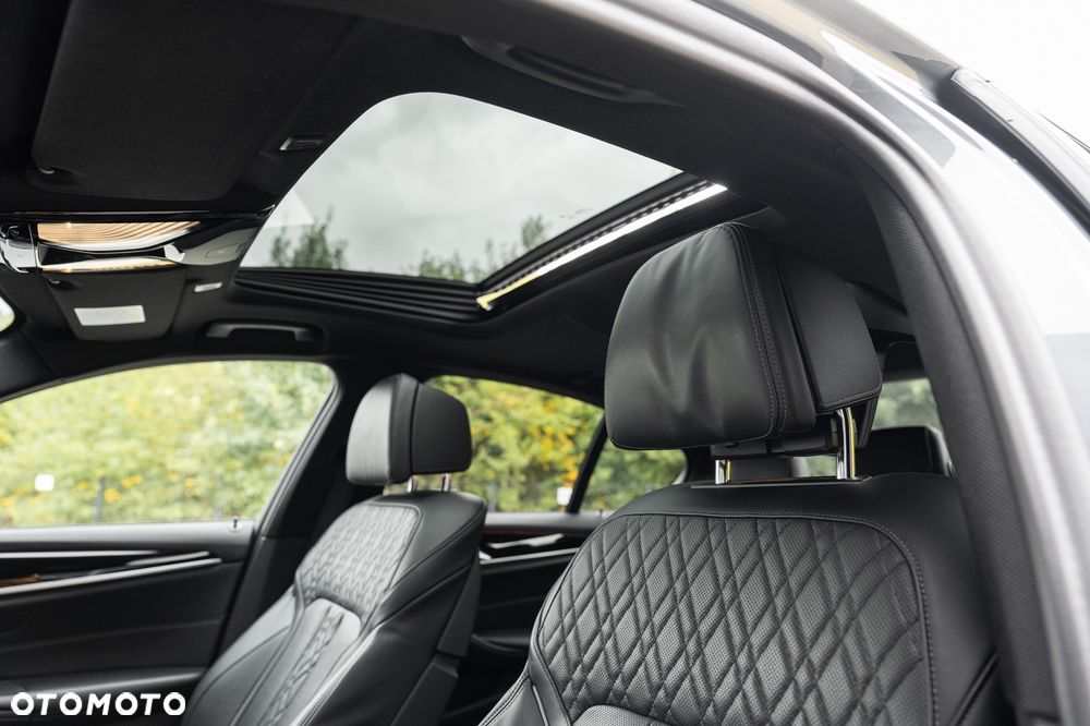 BMW Seria 5 540d xDrive M Sport sport - 18
