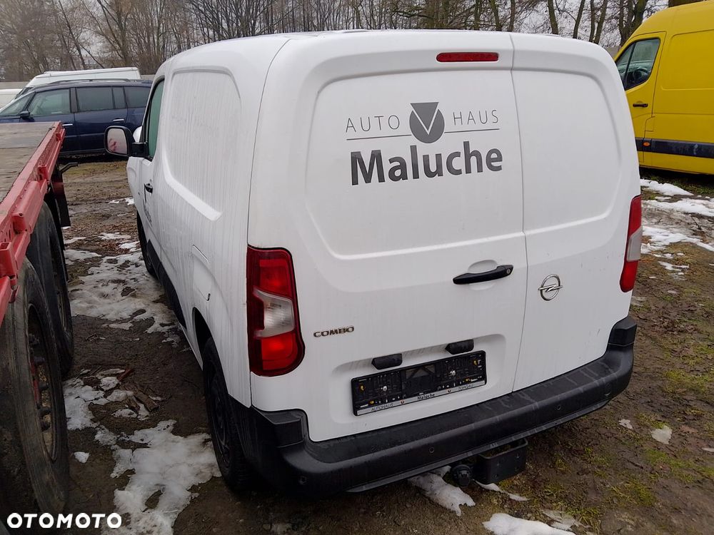 Opel COMBO E - 2