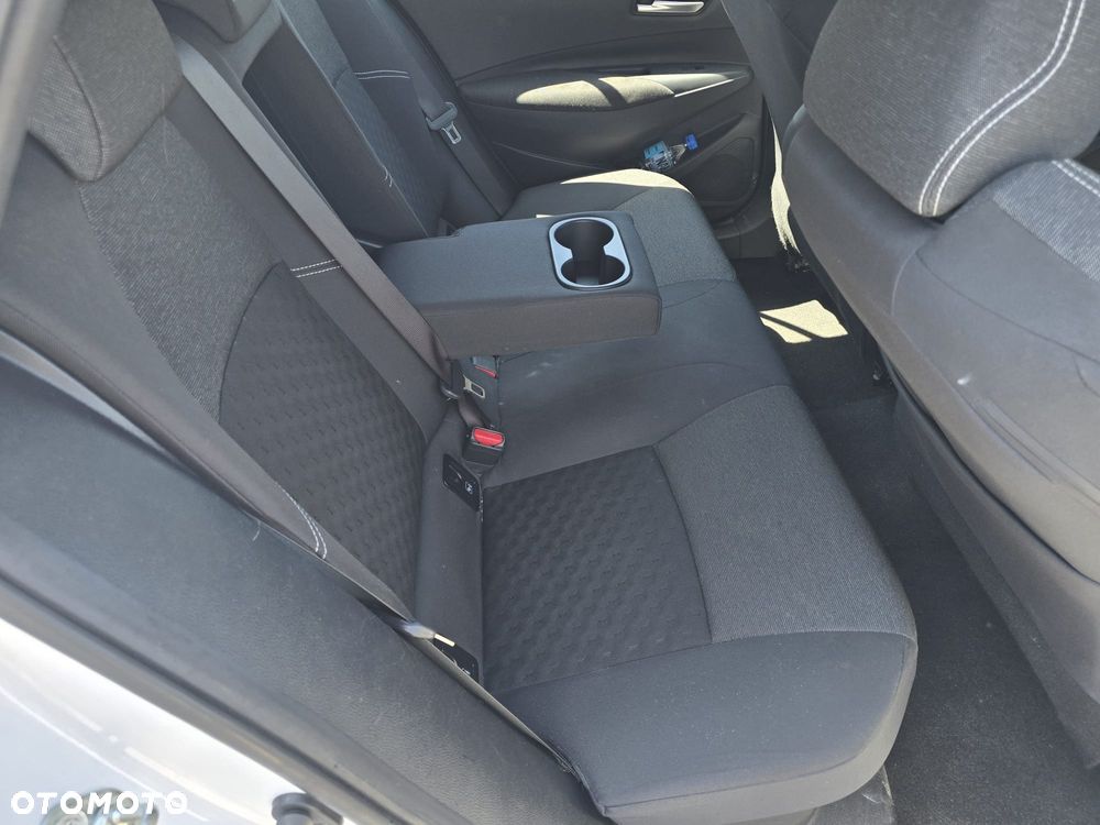 Toyota Corolla 1.8 Hybrid Comfort - 19