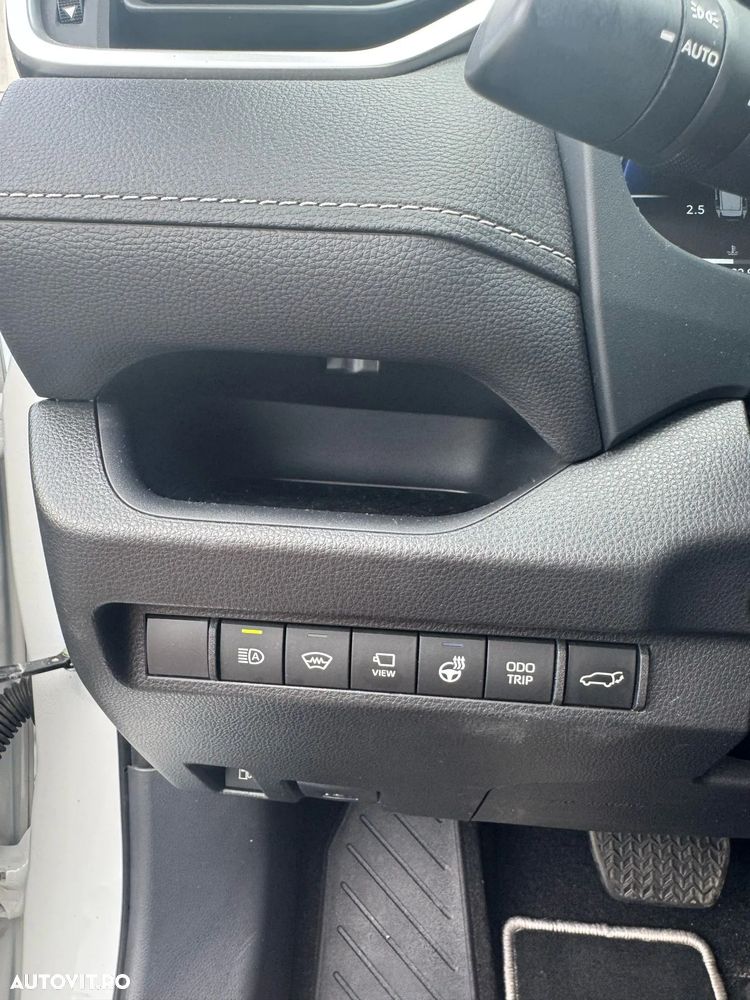 Toyota RAV4 2.5 VVT-iE 4x4 Luxury - 16