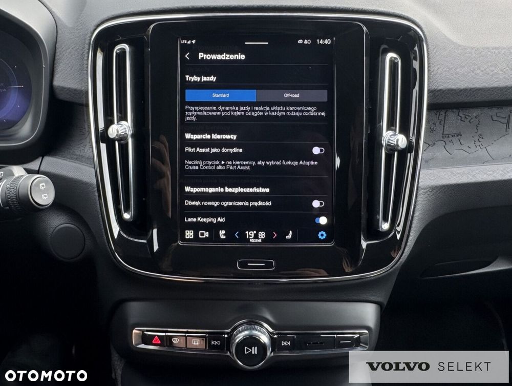 Volvo XC 40 - 20
