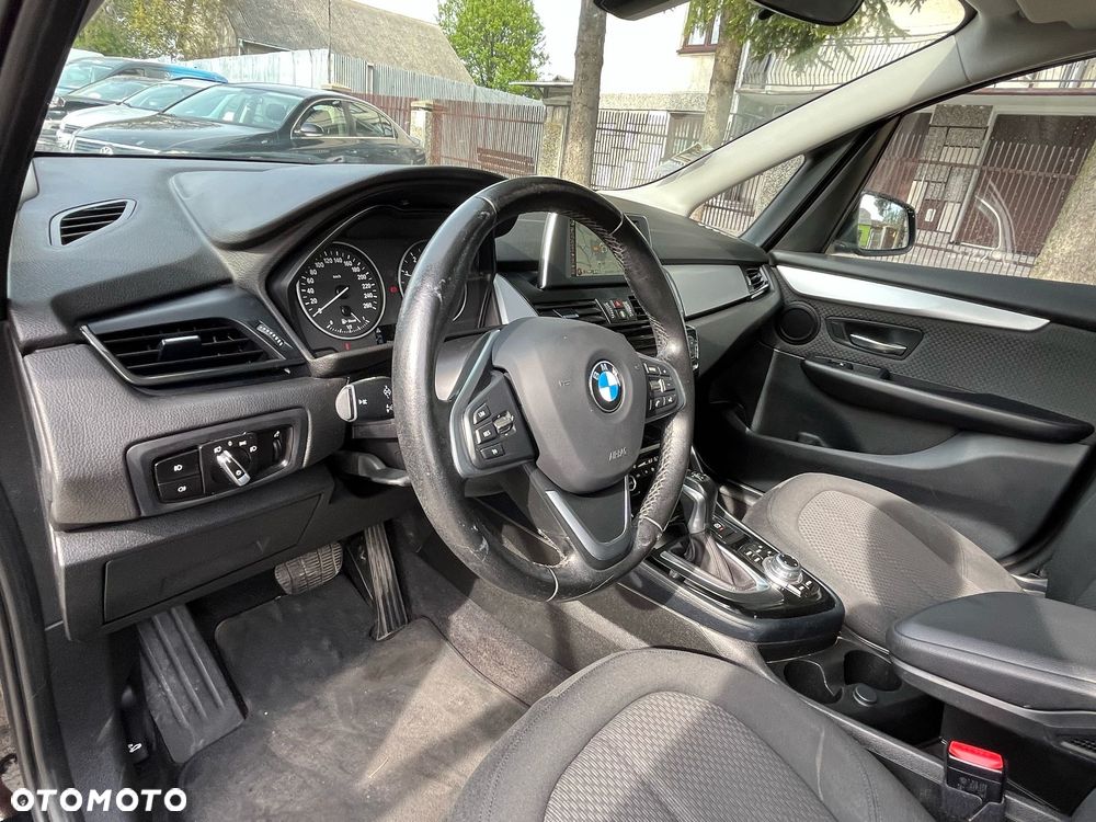 BMW Seria 2 218d GT M Sport - 12