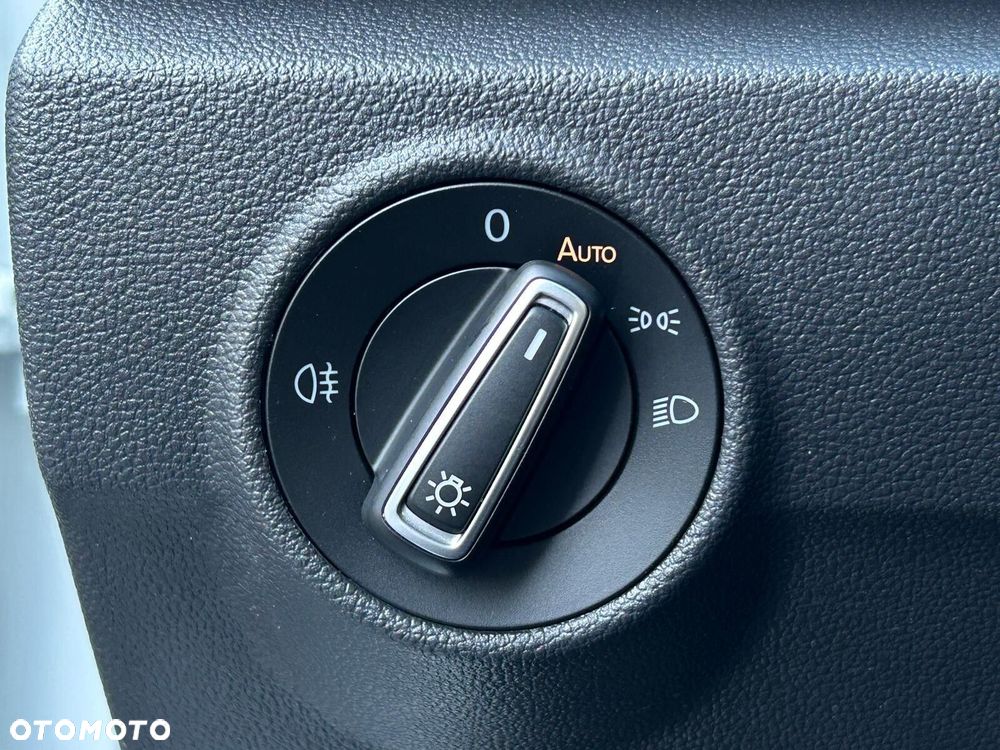 Volkswagen T-Roc 1.0 TSI Advance - 21