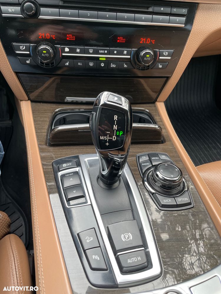 BMW Seria 7 740d xDrive Aut. - 10