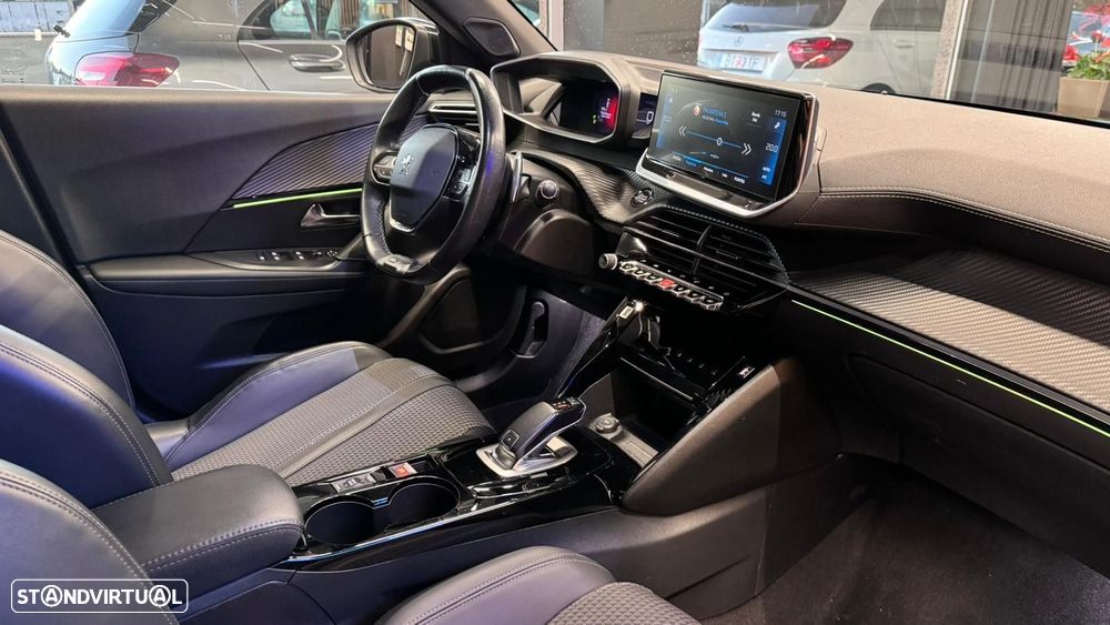 Peugeot 2008 1.5 BlueHDi GT EAT8 - 15