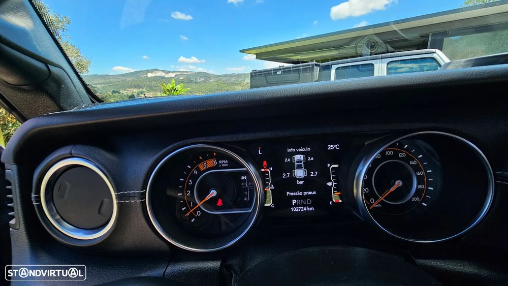 Jeep Gladiator 3.0 CRD Overland AT8 - 19