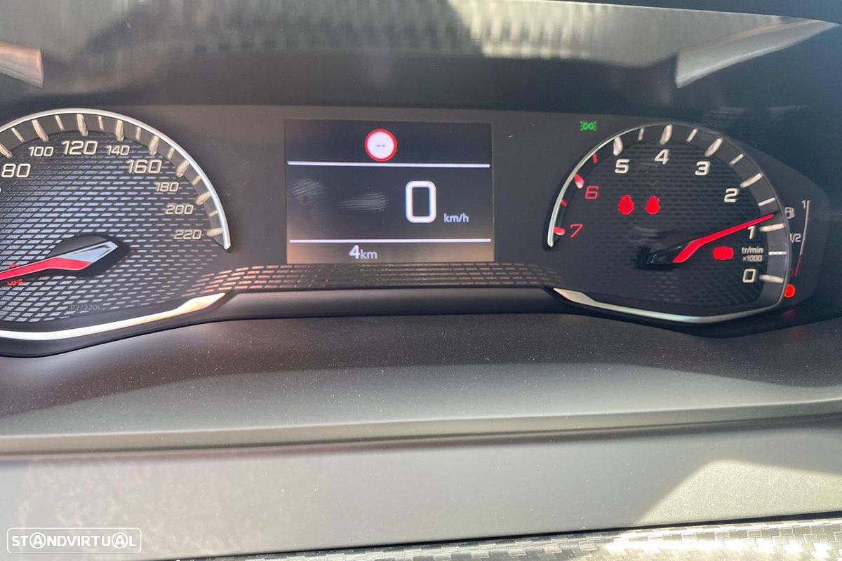 Peugeot 208 1.2 PureTech SE Style - 9