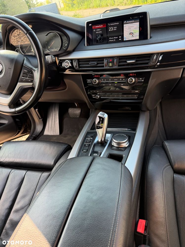 BMW X5 xDrive25d - 11