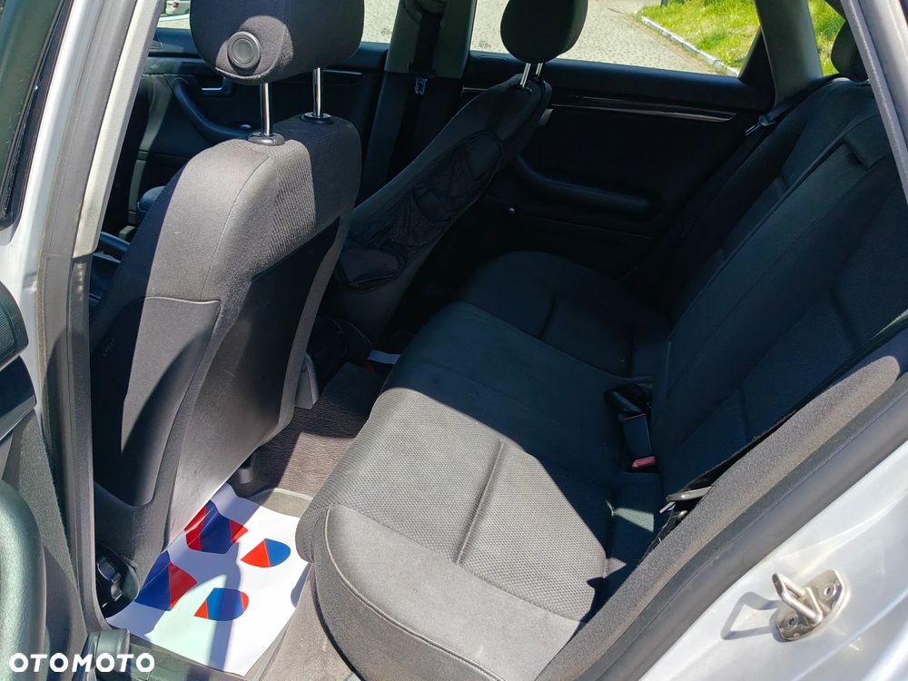 Audi A4 Limousine 1.6 - 11