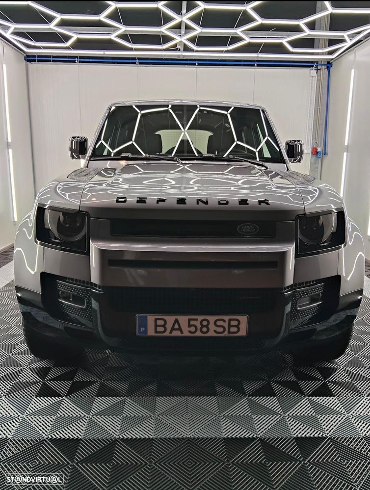 Land Rover Defender 2.0 P400e 110 AWD X-Dynamic HSE - 28