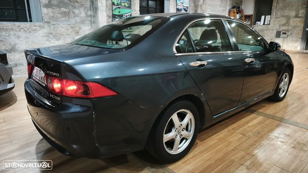 Honda Accord 2.2 i-CTDi Executive - 7