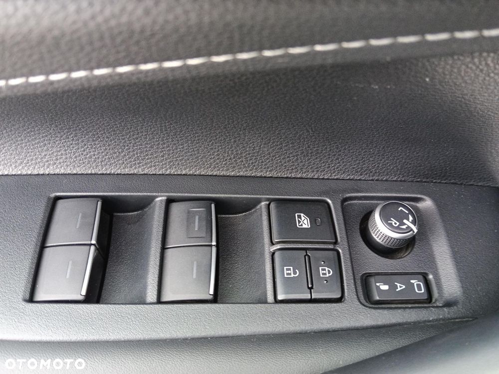 Toyota Corolla - 15
