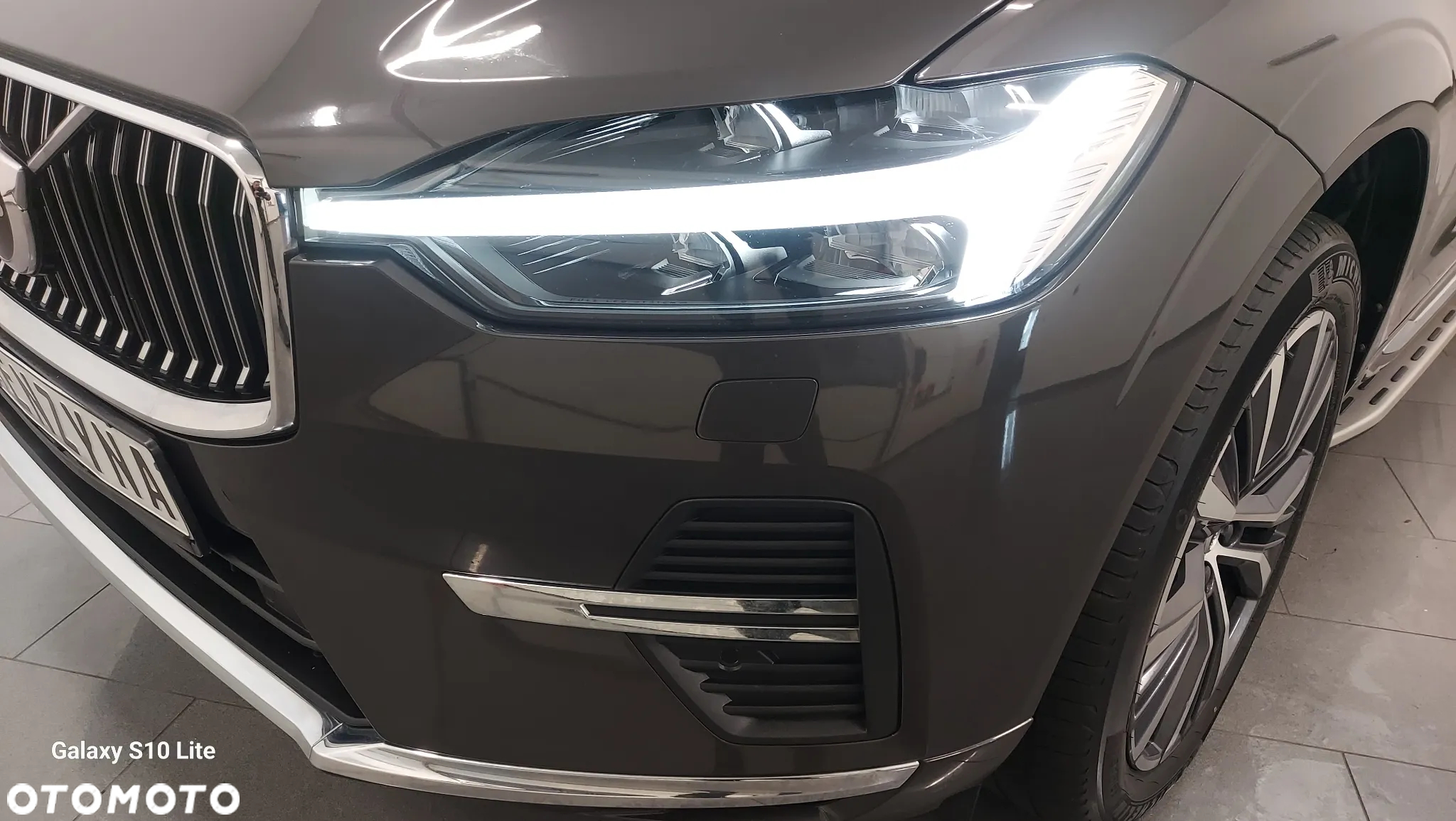 Volvo XC 60 T6 Plug-In Hybrid AWD Inscription - 13