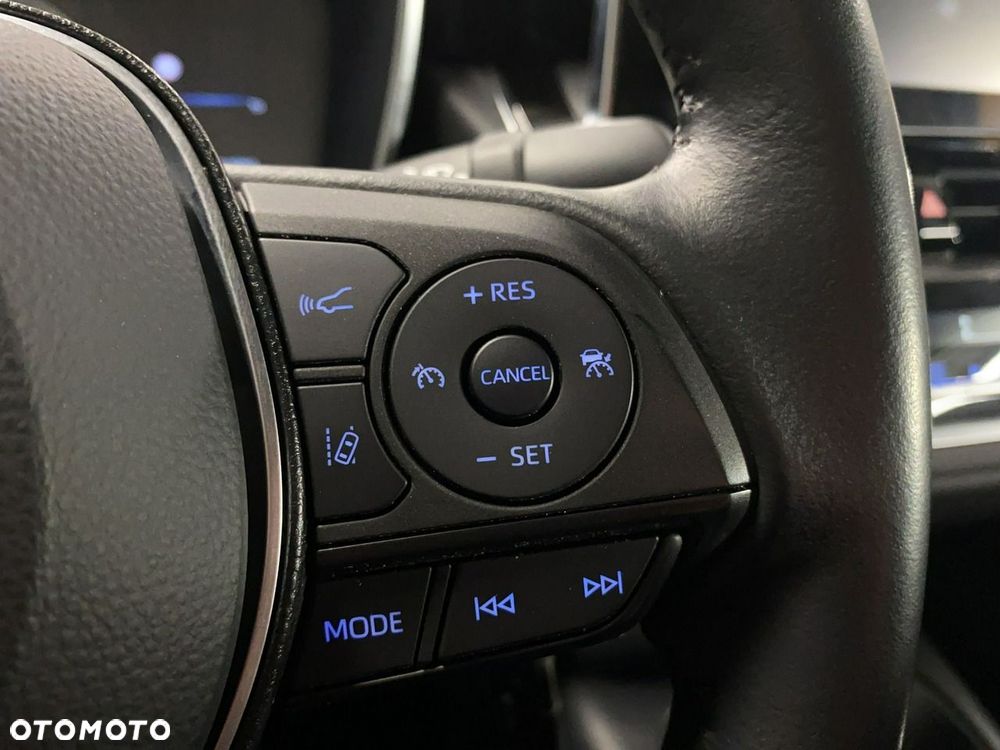 Toyota Corolla - 24