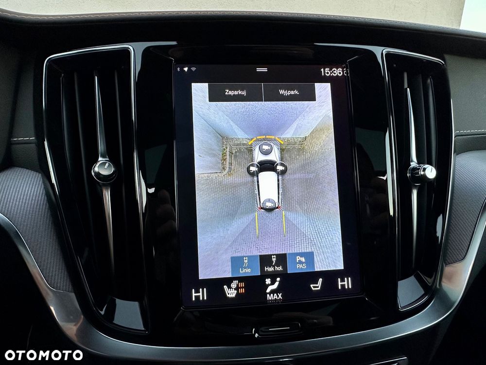 Volvo V60 T6 AWD Recharge Geartronic RDesign - 36