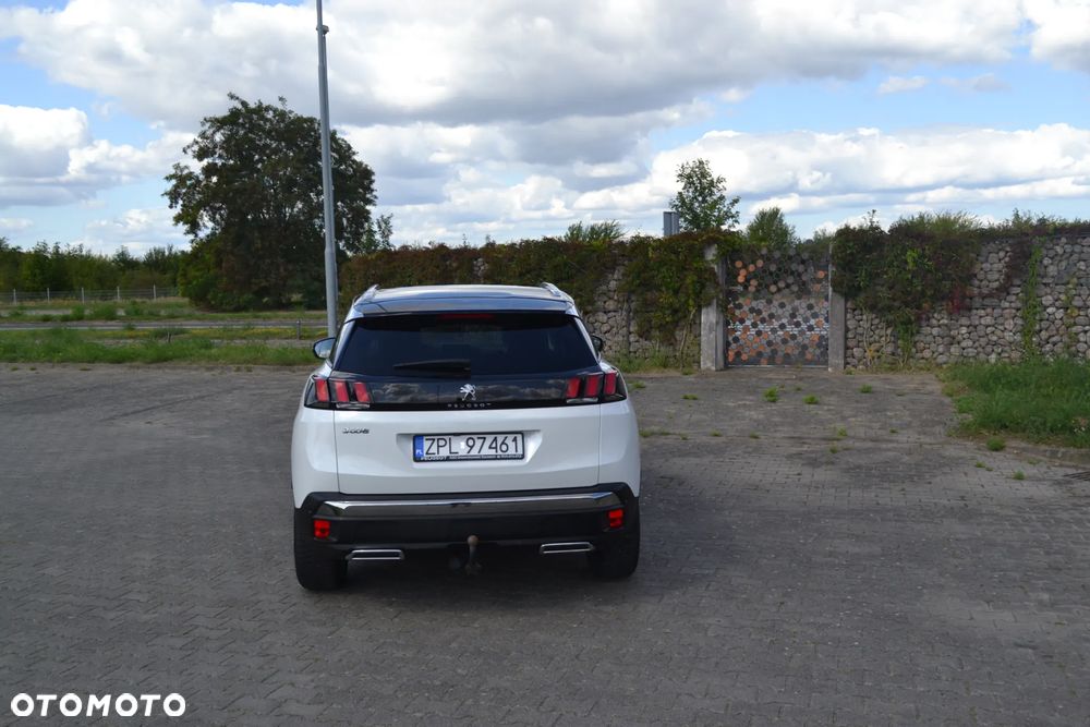 Peugeot 3008 1.2 PureTech GPF Allure S&S EAT8 - 11