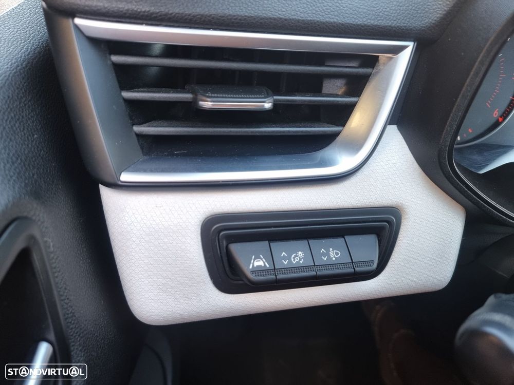 Renault Clio 1.5 Blue dCi Limited - 19