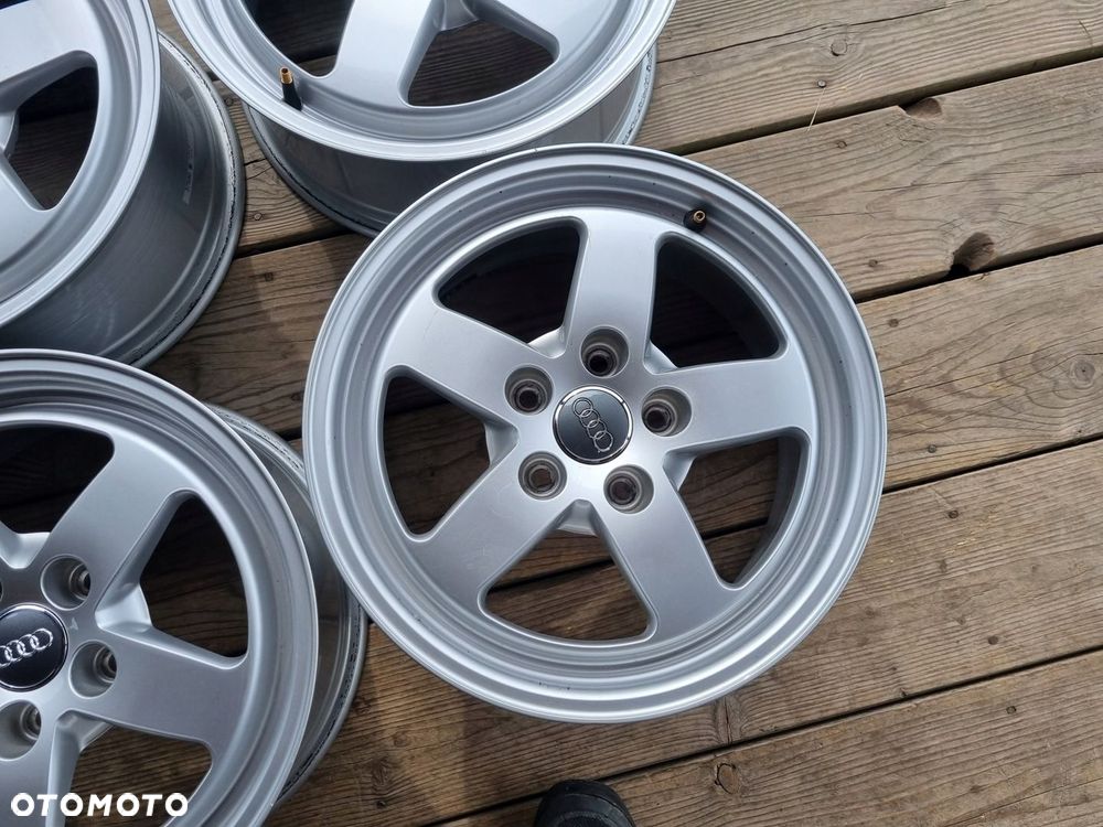 AUDI A4 B8,B9,8W0601025 ALU 7X16 ET35 5X112 4szt,bdb stan - 3