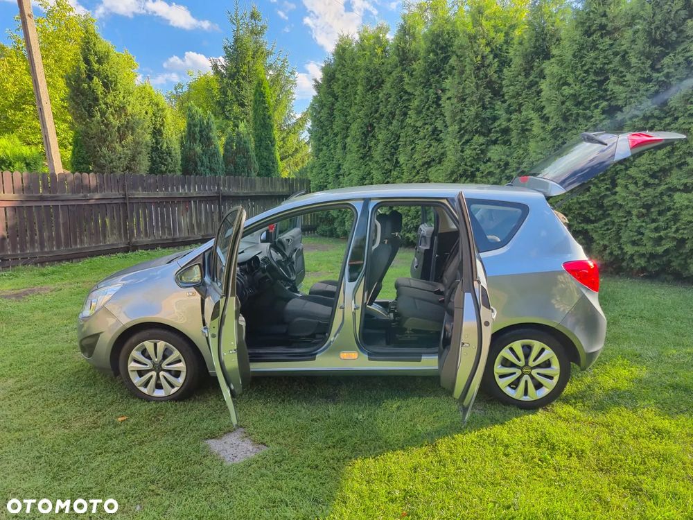 Opel Meriva - 12