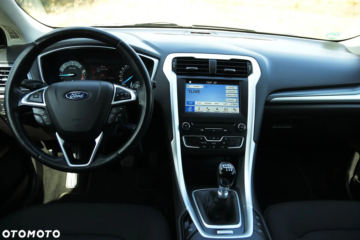 Ford Mondeo - 21