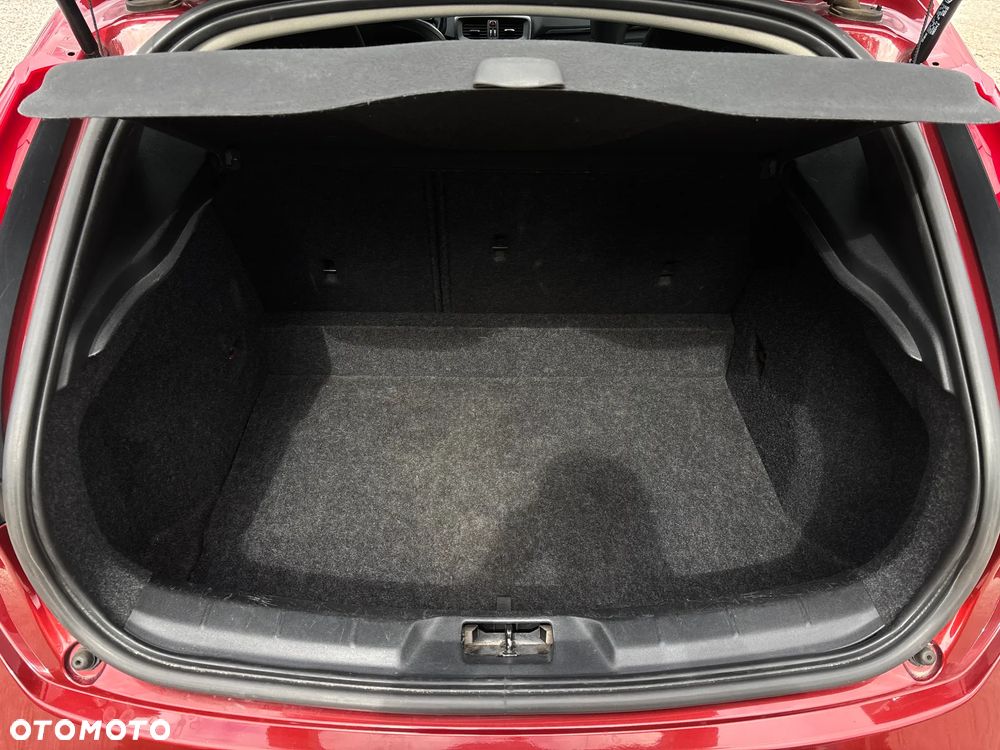 Volvo V40 D2 Momentum - 18