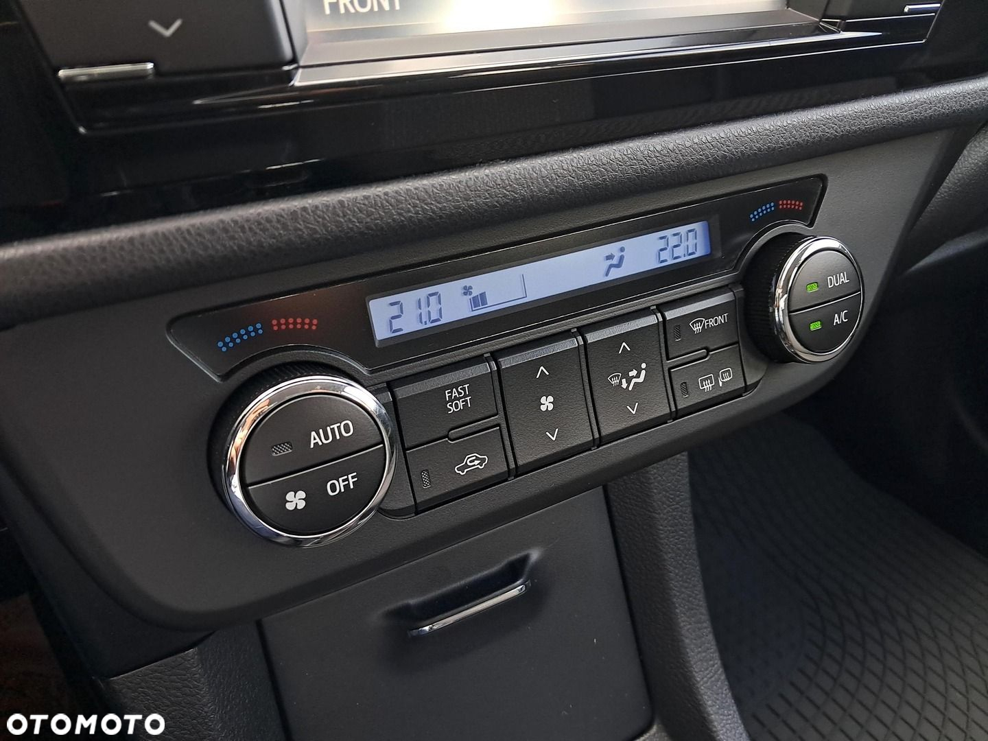 Toyota Corolla 1.6 Premium EU6 - 22