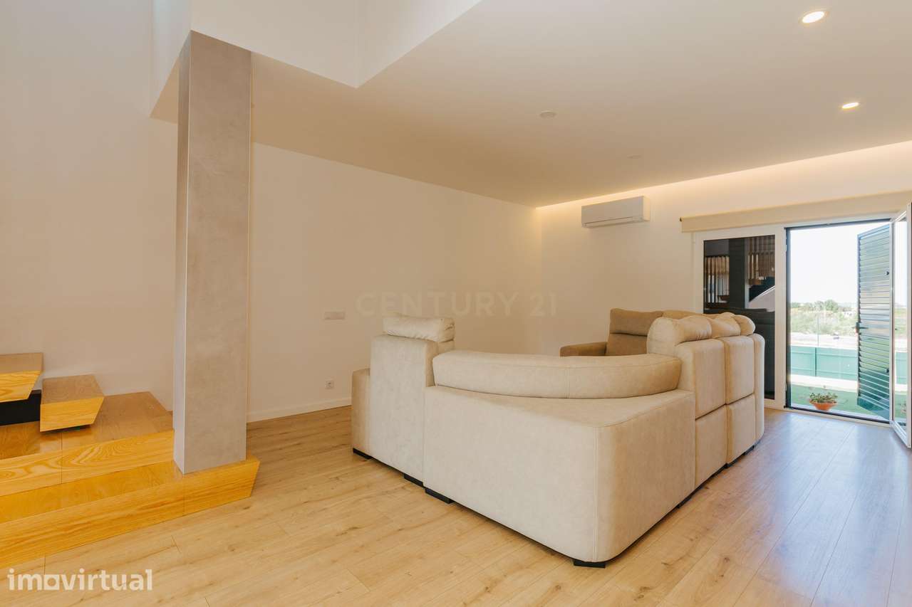 Luxuosa Moradia T3 em Alcochete - Grande imagem: 5/38