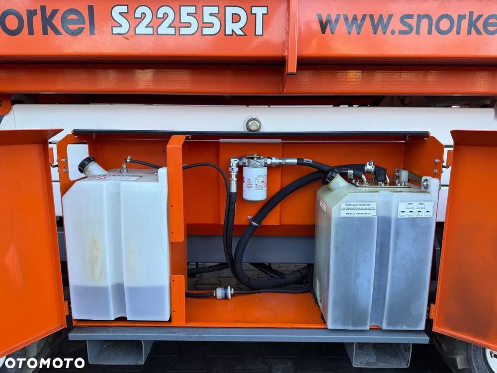 Snorkel S2255RT Podnośnik nożycowy Ruchome rusztowanie 4x4 Diesel 50 mth 420KG Platforma Genie Skyjack - 10