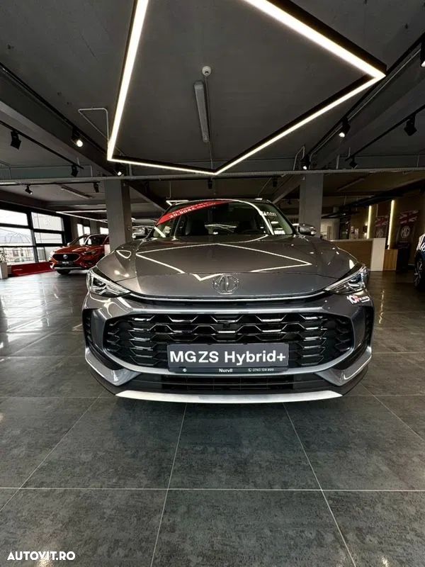 MG ZS HEV - 16