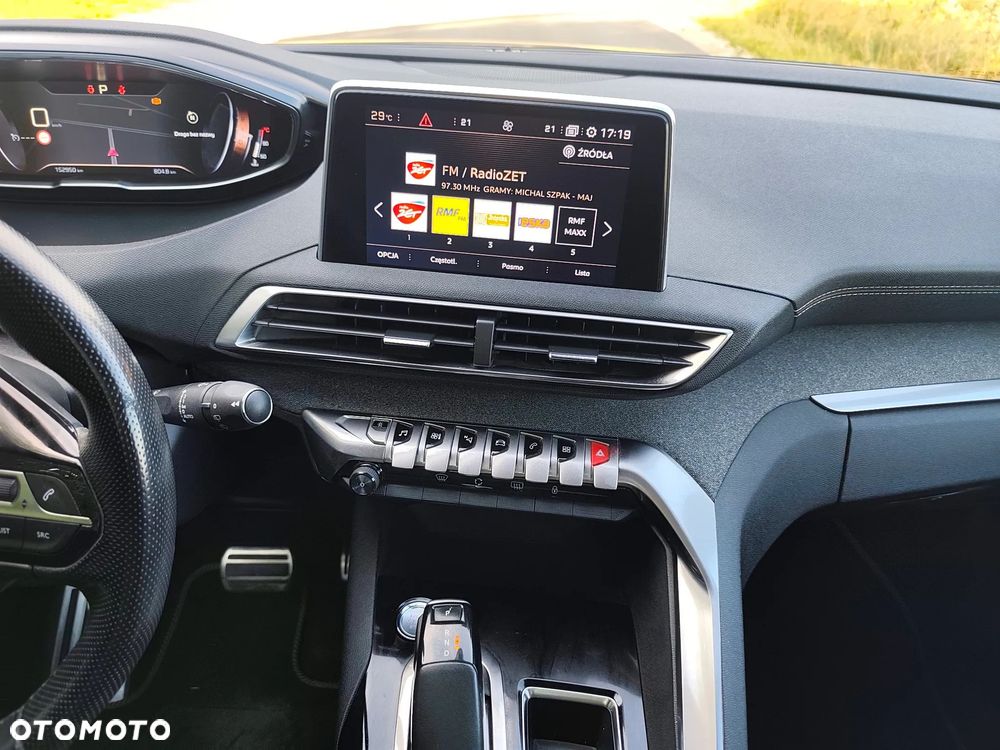 Peugeot 5008 PureTech 180 EAT8 Stop & Start GT Pack - 25