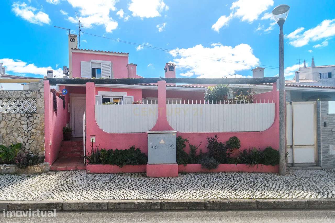 Moradia T2+1 em Quarteira - Loulé - Conforto e Localização Privilegiad - Grande imagem: 5/27